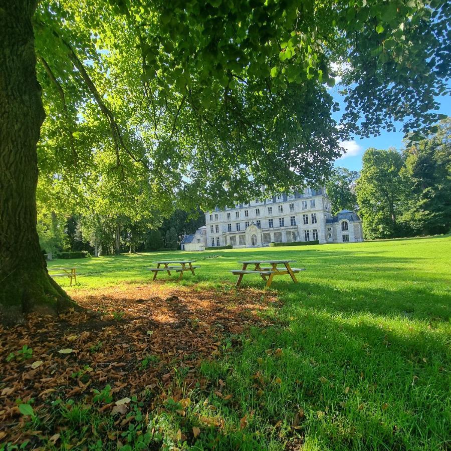 Les Ecuries Du Chateau De Brumare Brestot Esterno foto