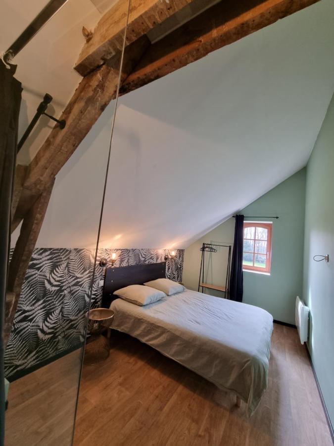 Les Ecuries Du Chateau De Brumare Brestot Esterno foto