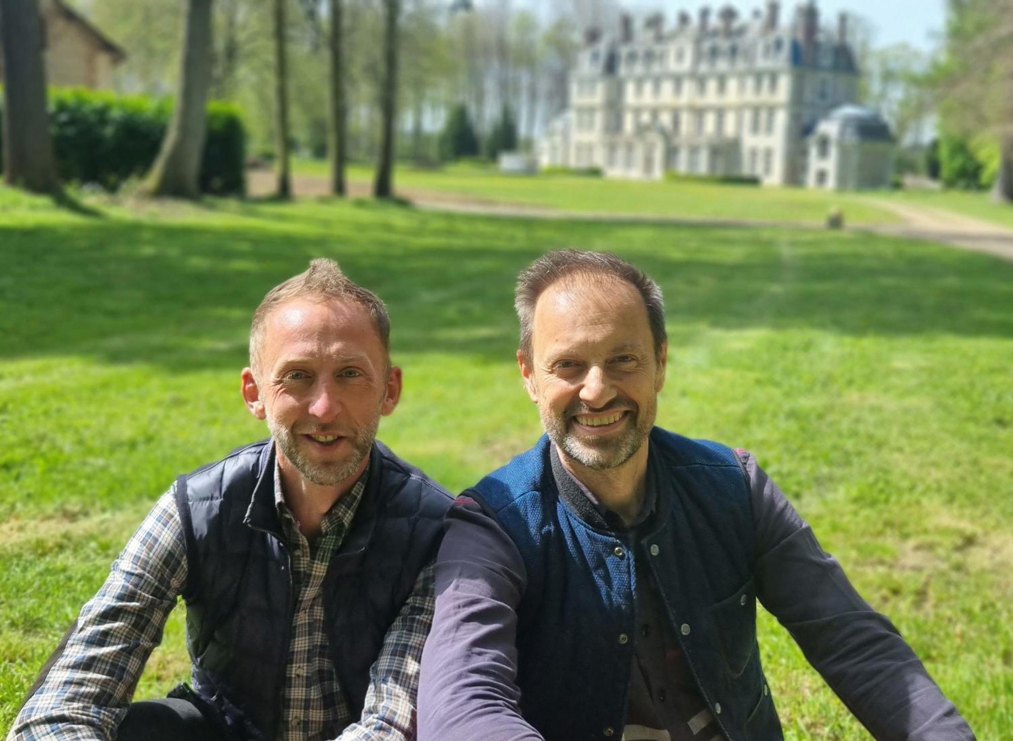 Les Ecuries Du Chateau De Brumare Brestot Esterno foto